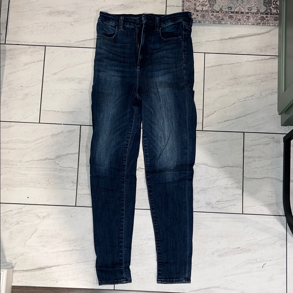 American Eagle Outfitters Highest Rise Curvy Jegging